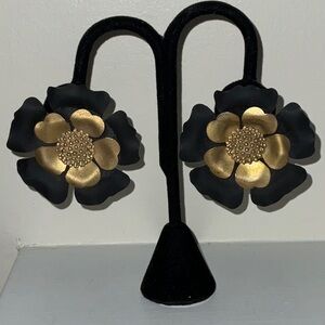 Chic Bold Post and Clutch Earrings Black and Gold-Tone Matte Metal Quality